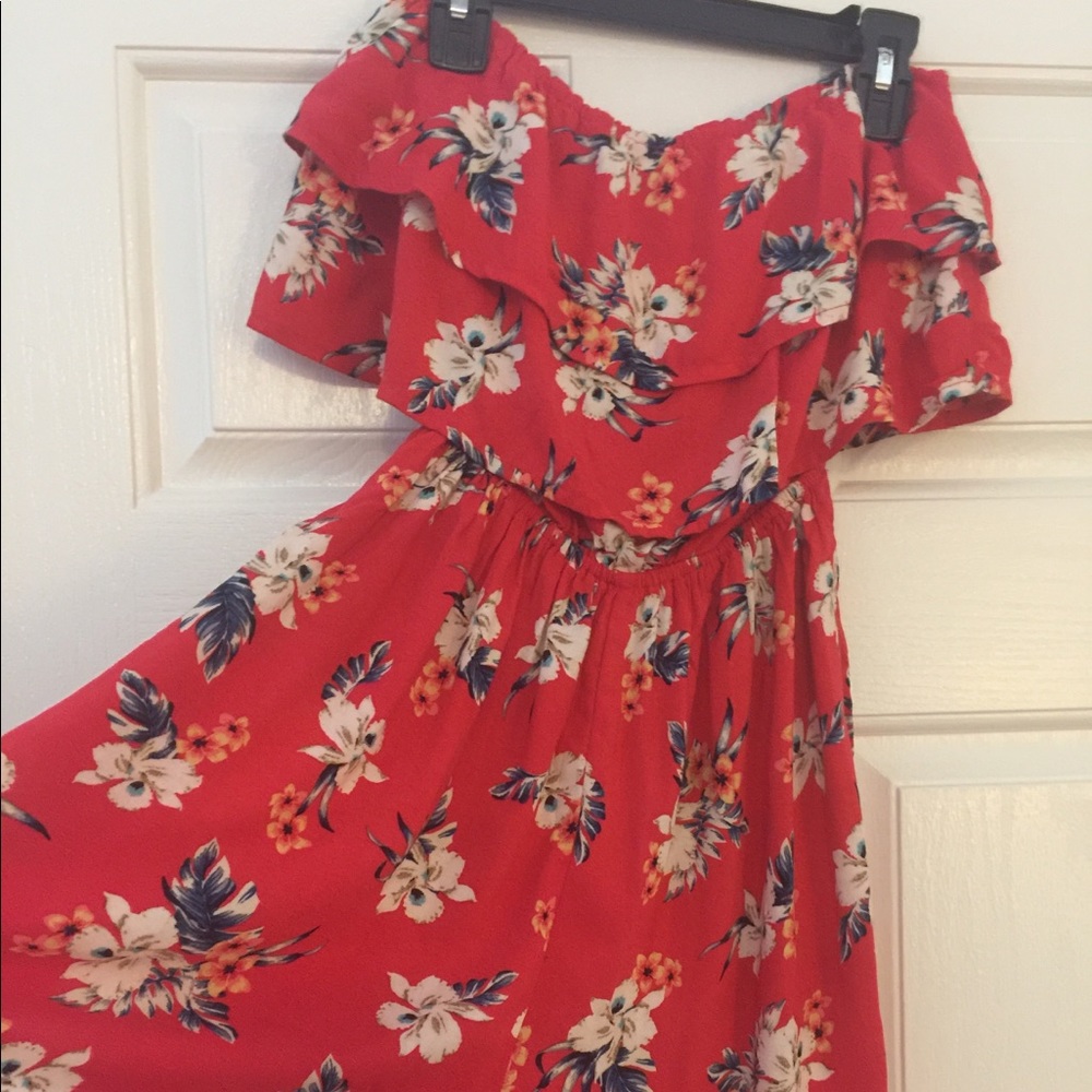 Hollister floral strapless romper